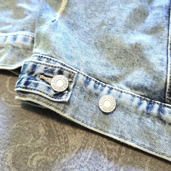 H&M Distressed Light Blue Jean Jacket (Size S Oversized) - Picture 7 of 7